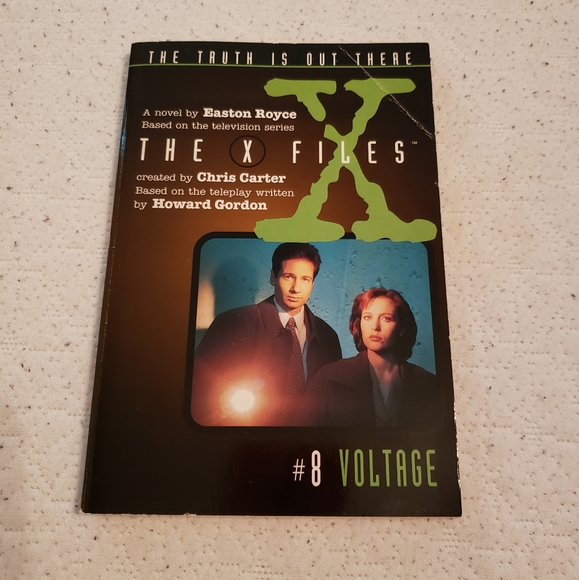 👽 X-Files Chapter Books 👽 - Picture 11 of 14